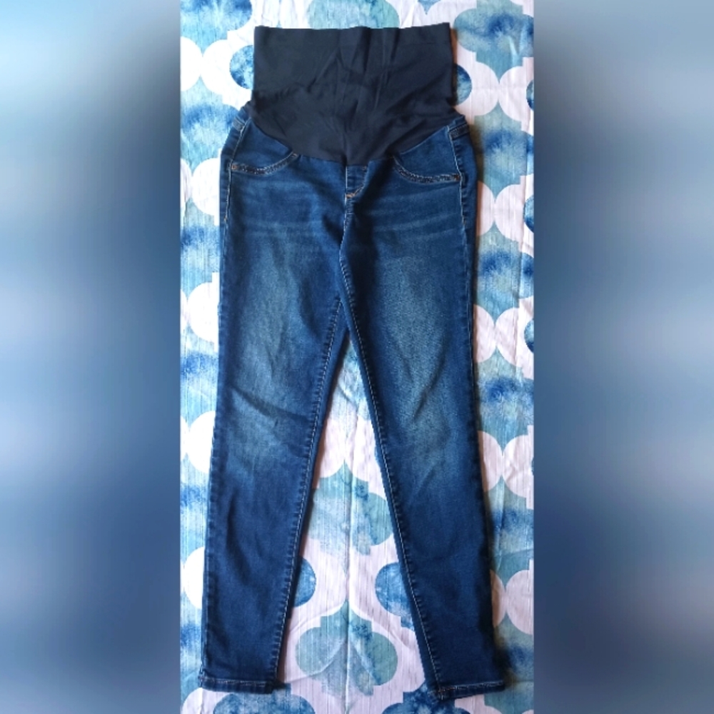 A:Glow Maternity Jegging Skinny Jeans Size 6